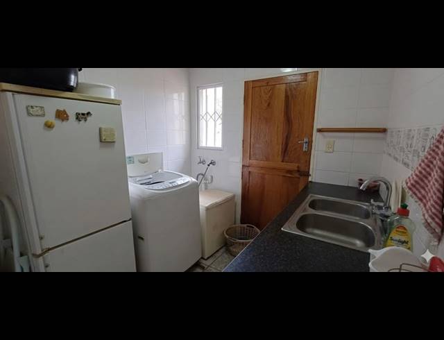 3 BEDROOM HOUSE FOR SALE IN THREE RIVERS EAST